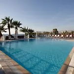 Sun And Sea تورغوتْريس