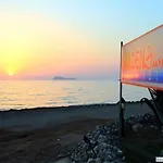 Sun And Sea تورغوتْريس