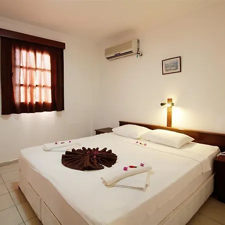 Sun And Sea Hotel 3*