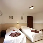 Hotel Sun And Sea