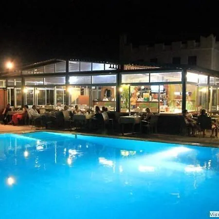 Sun And Sea ホテル トゥルグトレイス