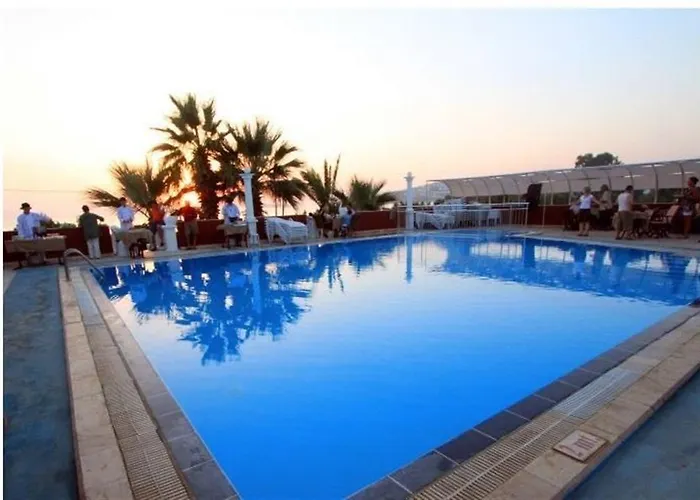 מלון Sun And Sea