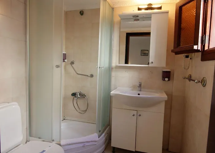 מלון Sun And Sea טורגוטריס