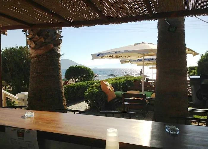 Sun And Sea מלון 3*