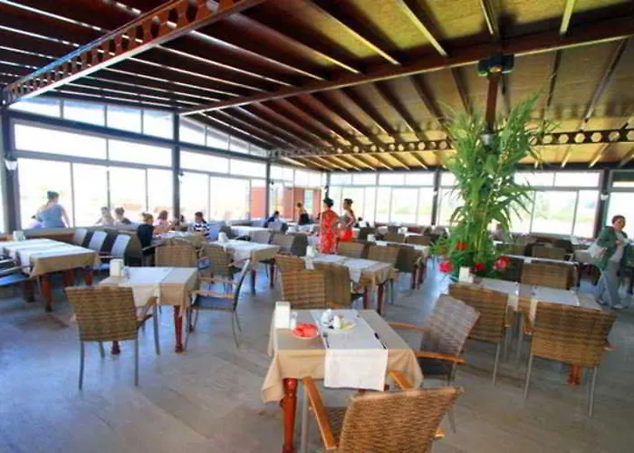 Sun And Sea טורגוטריס