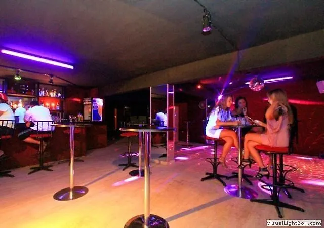 Sun And Sea טורגוטריס