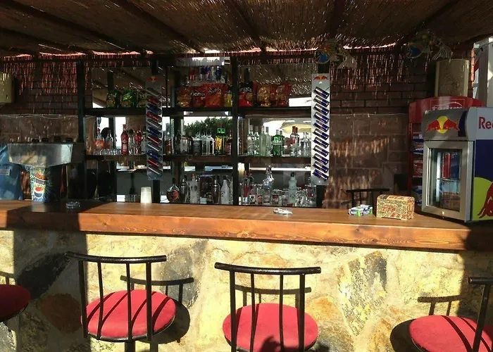 מלון Sun And Sea טורגוטריס