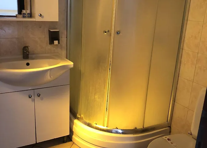 Sun And Sea מלון 3*