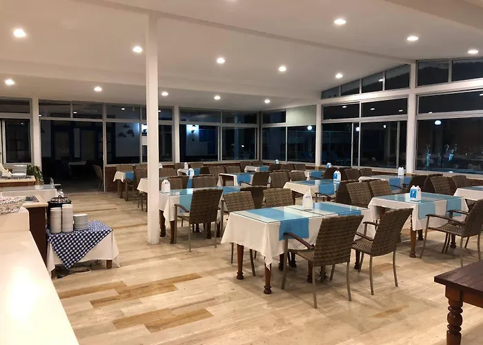 מלון Sun And Sea