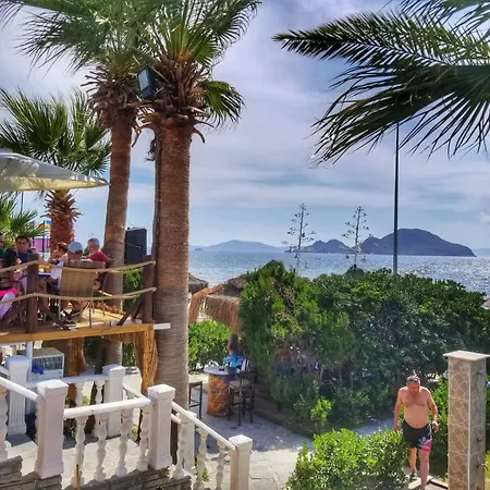 호텔 Sun And Sea 3*